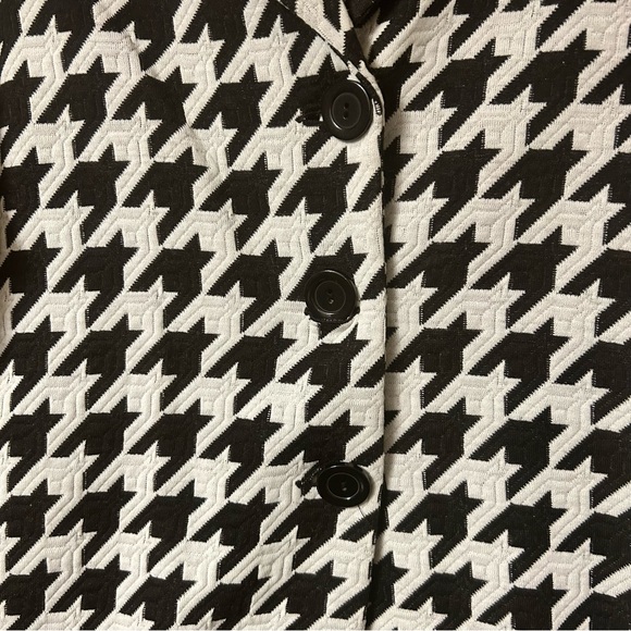 New Nina Leonard Black and White Houndstooth Blazer - Picture 7 of 9